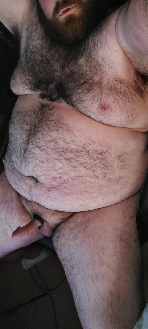 Would love someone to come cuddle 😉