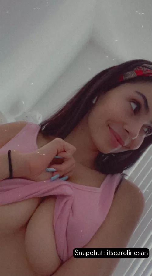 You have to creampie it after eating me out😇