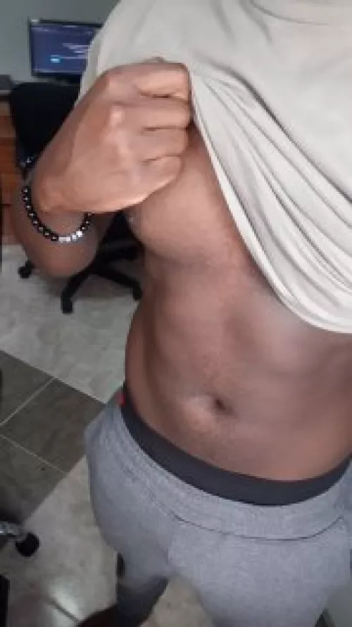 [21] Come fill them up bro