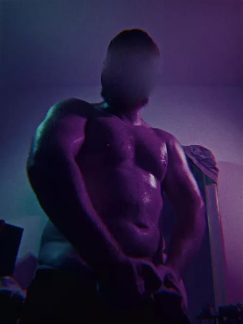 80'S Daddy taking off his belt (40)