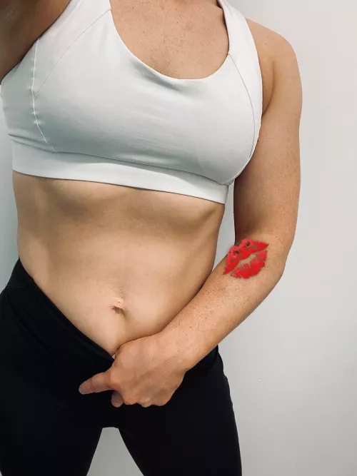 Any one into fit milfs?