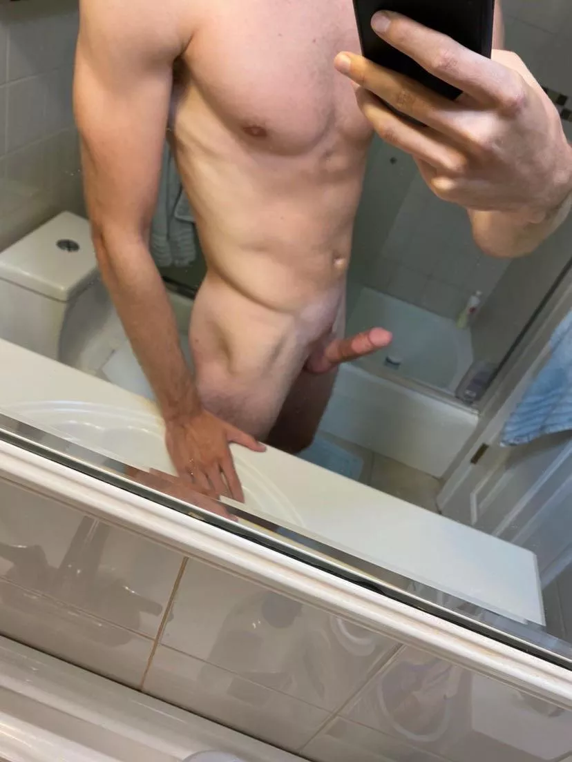 Anyone want to take a lick? Dms open;)