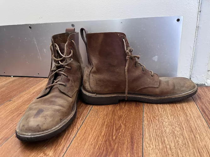 Can anyone identify what Clark’s boots these are?