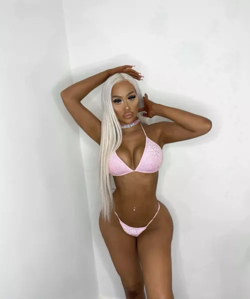 Can I be your bimbo daddy 💕