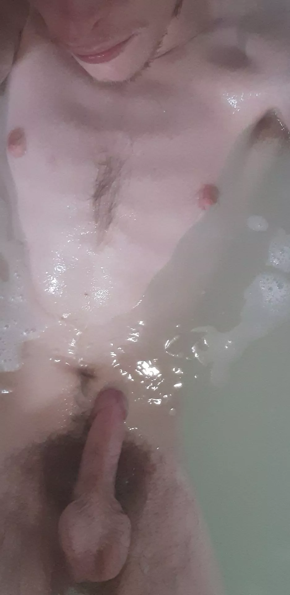 Cheeky bath pic 😋