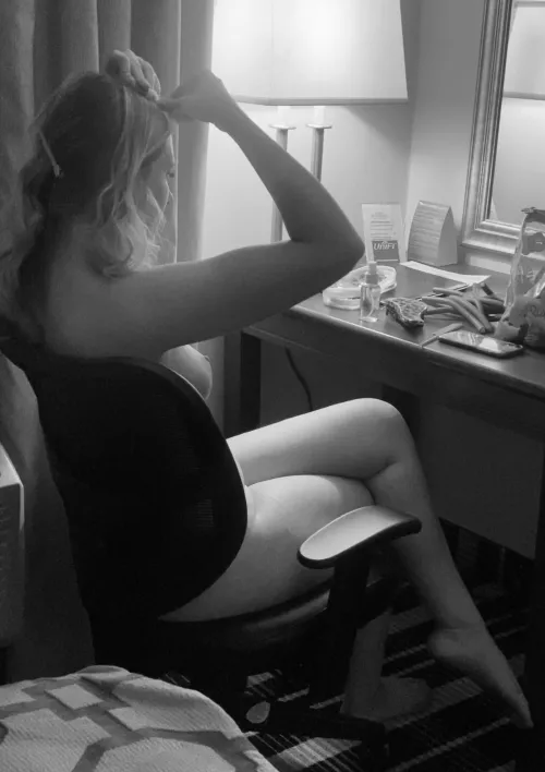 Completely candid getting-ready photo