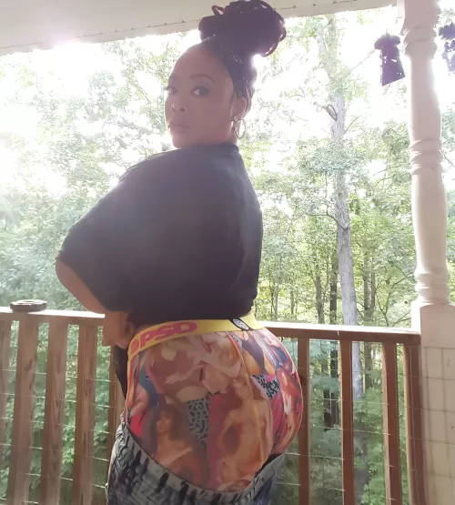 Dabrat Got Back💯👀