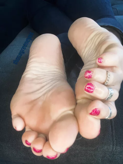 Don’t forget to wear your stretchy pants today!