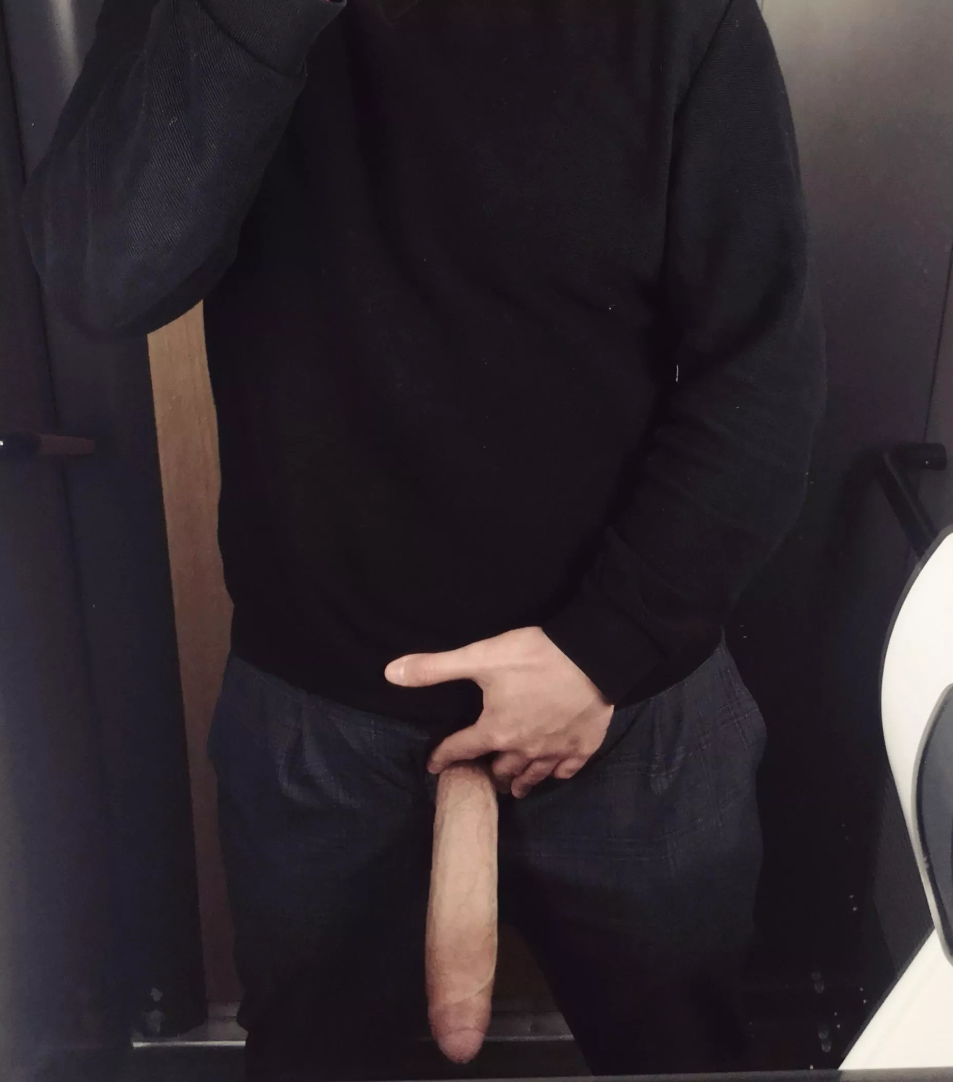 Ever saw a French guy this big ? pm welcome