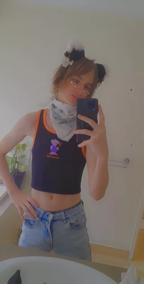 Felt Cute In This Pic