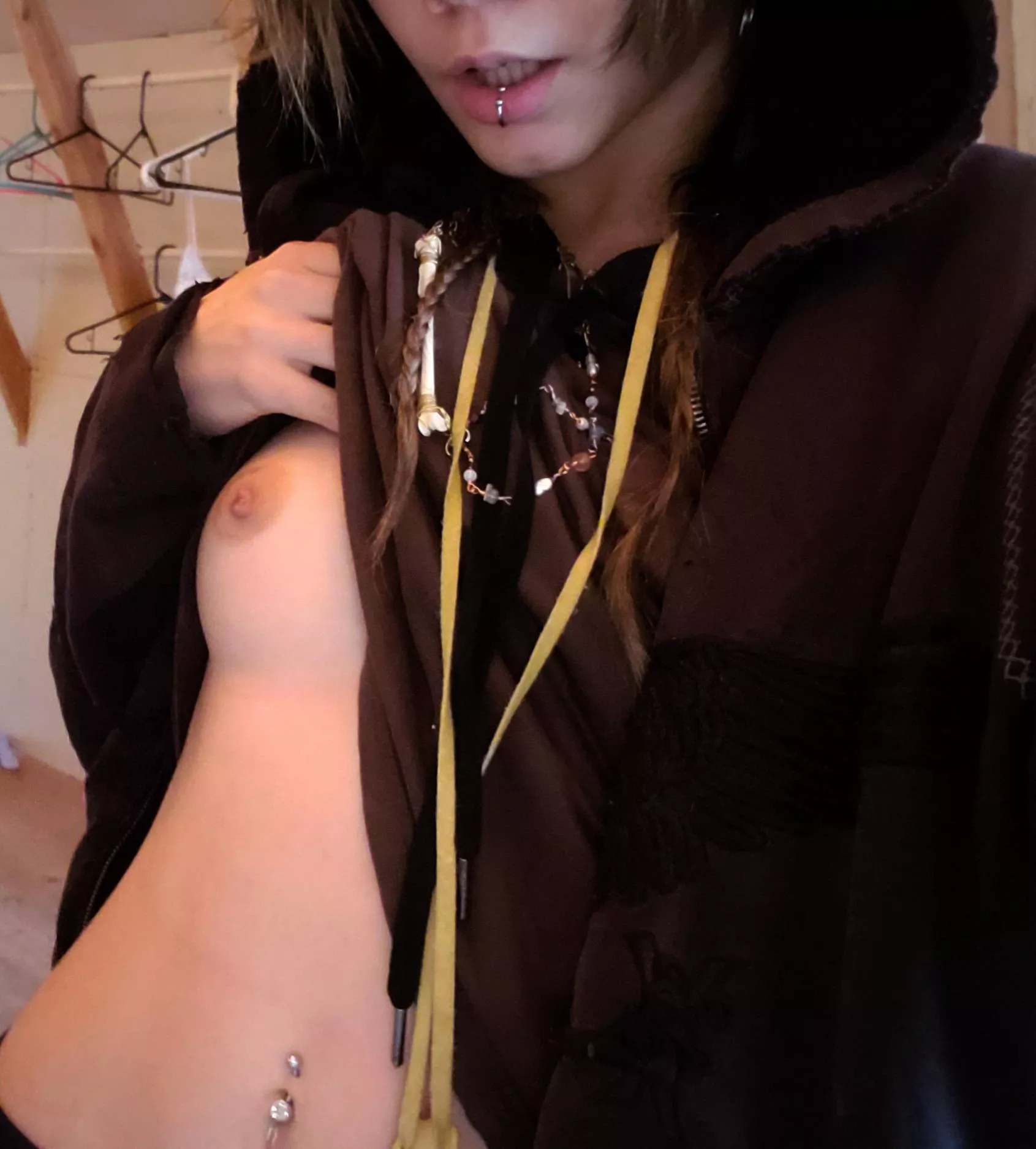 flashing my boi tits for you 💕