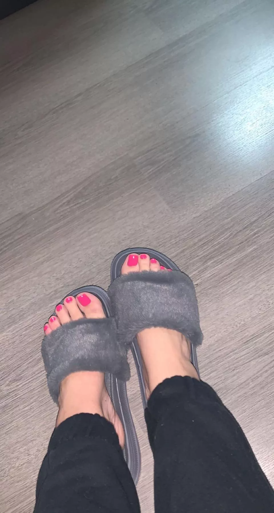 Fresh pedi, Worship