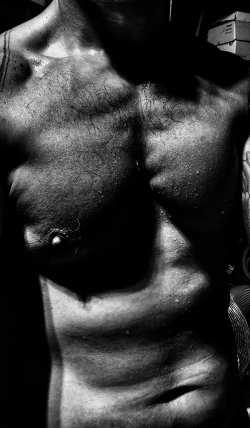 Grind now; gravy later. Happy Thanksgiving, folx!