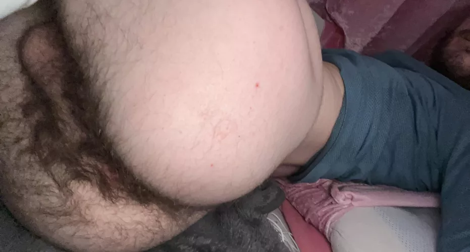 Hairy furry assss😈😈😈