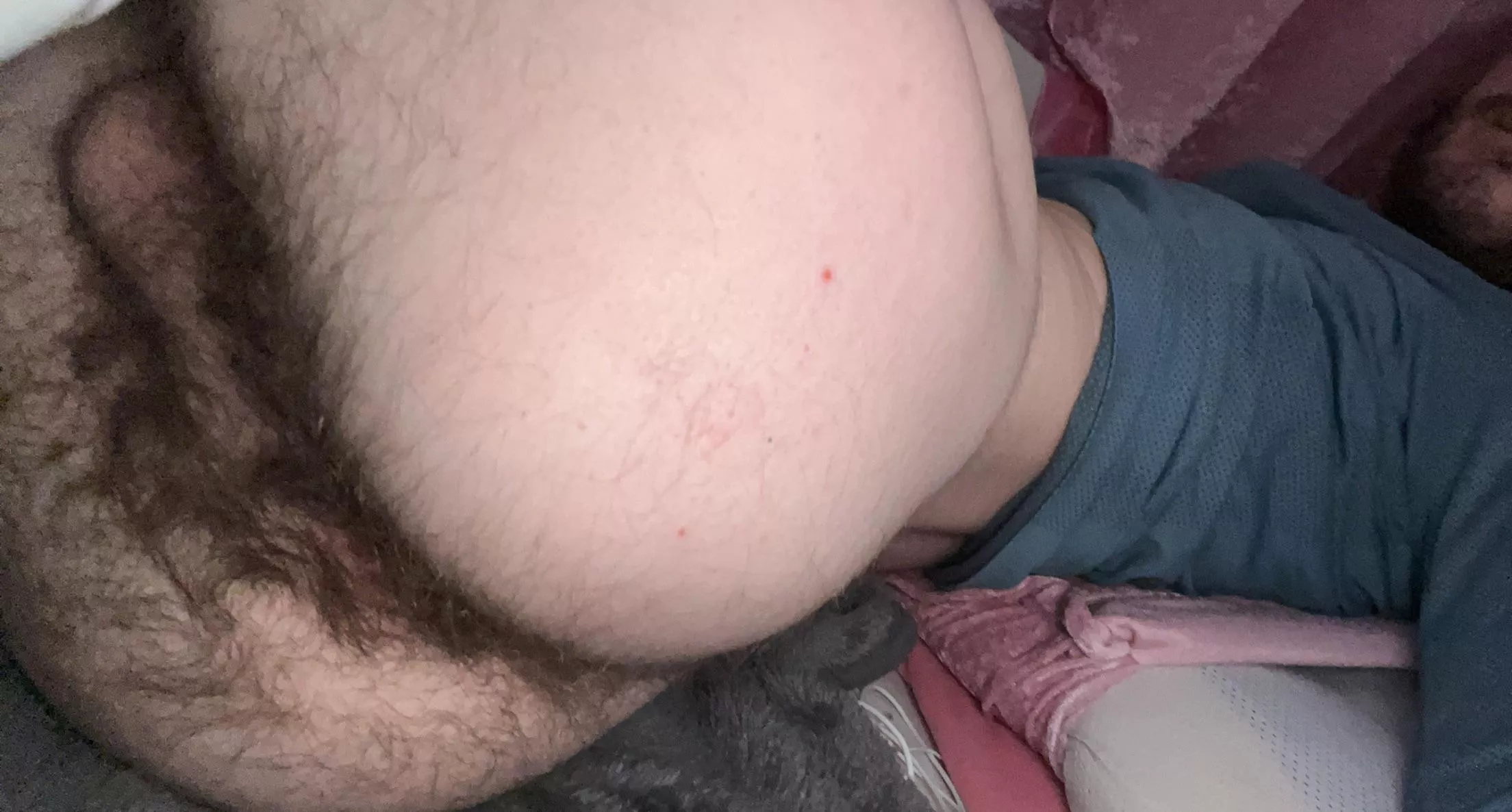 Hairy furry assss😈😈😈