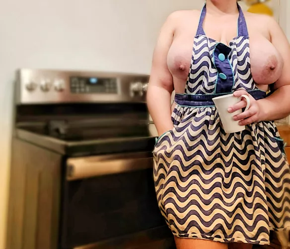 Happy Thanksgiving! I could really use some help in the kitchen today