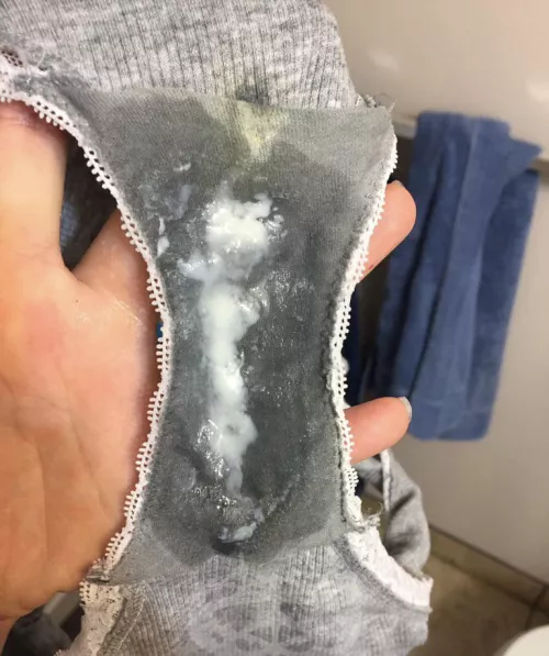 🚨Holiday Special🚨 $20 a pair with pics and videos included today and tomorrow!🥰💦