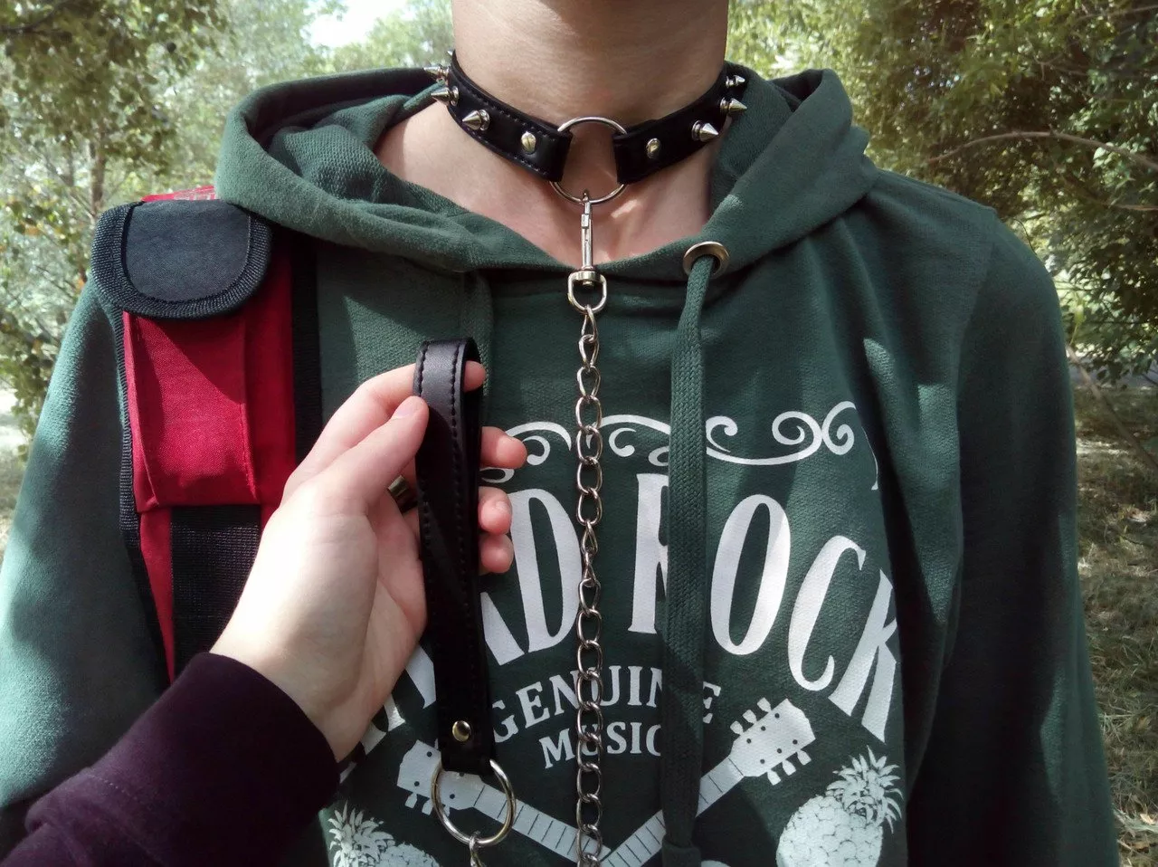 Hope you all are having a lovely holiday! And for all the fellow subs out there, hope the turkey wasn't the only thing stuffed today.