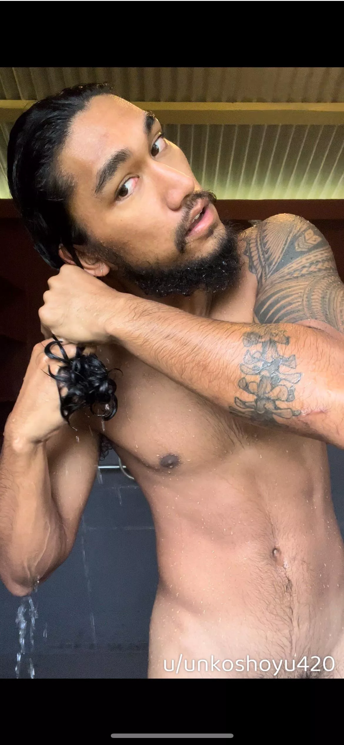 I always bring my phone with me to the shower 💦 wet and tatted