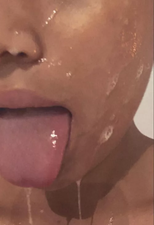 I love it when it drips down my face onto my tits