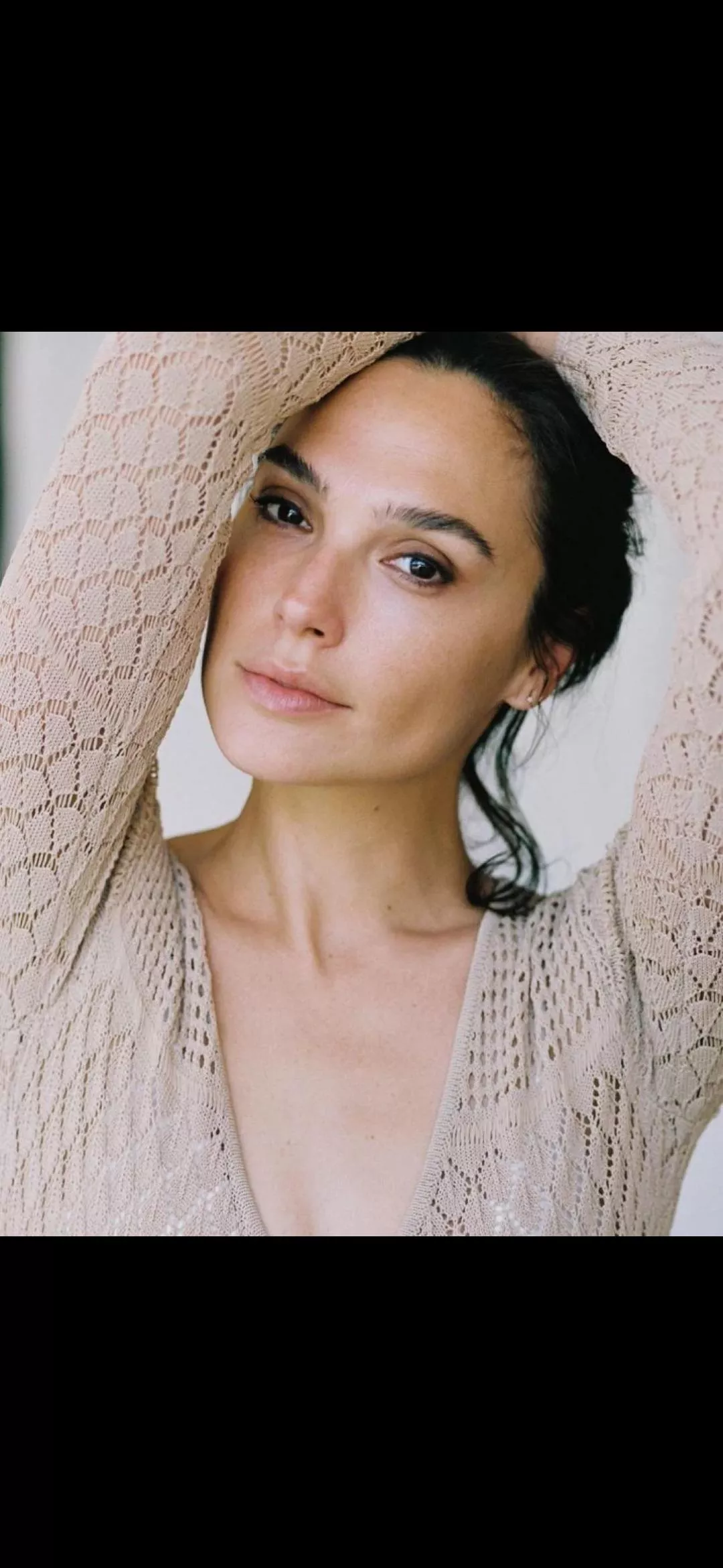 I need to fuck my fleshlight and imagine its Gal Gadots perfect body my cock is buried in.