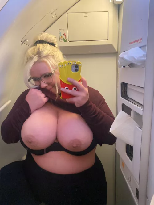 If I was on your flight would you help me join the mile high club? 🤭✈️