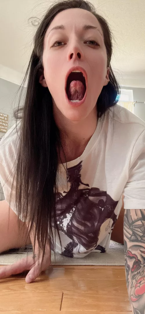 I’m getting ready to feast😈