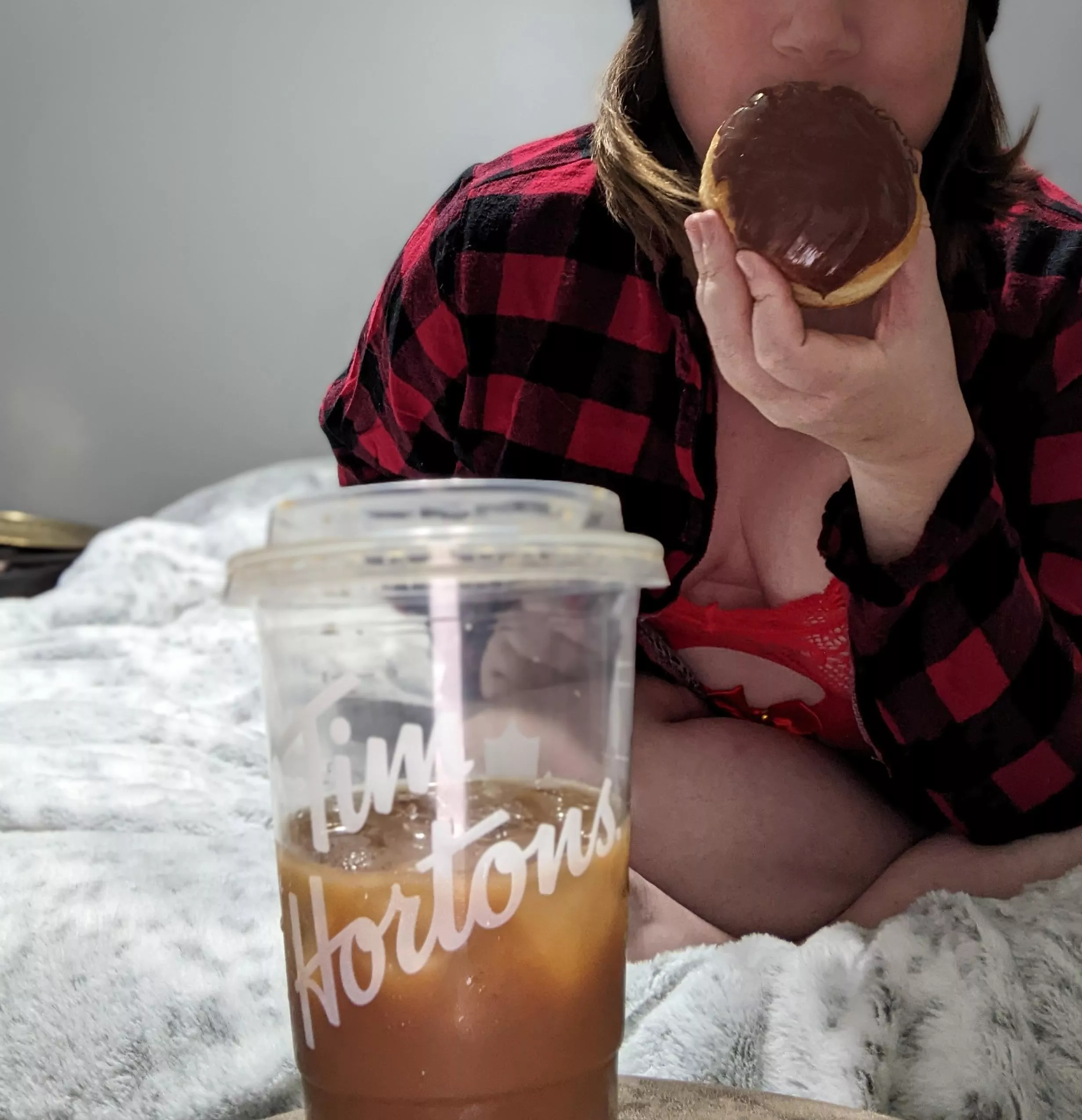 Is my 🇨🇦 showing?