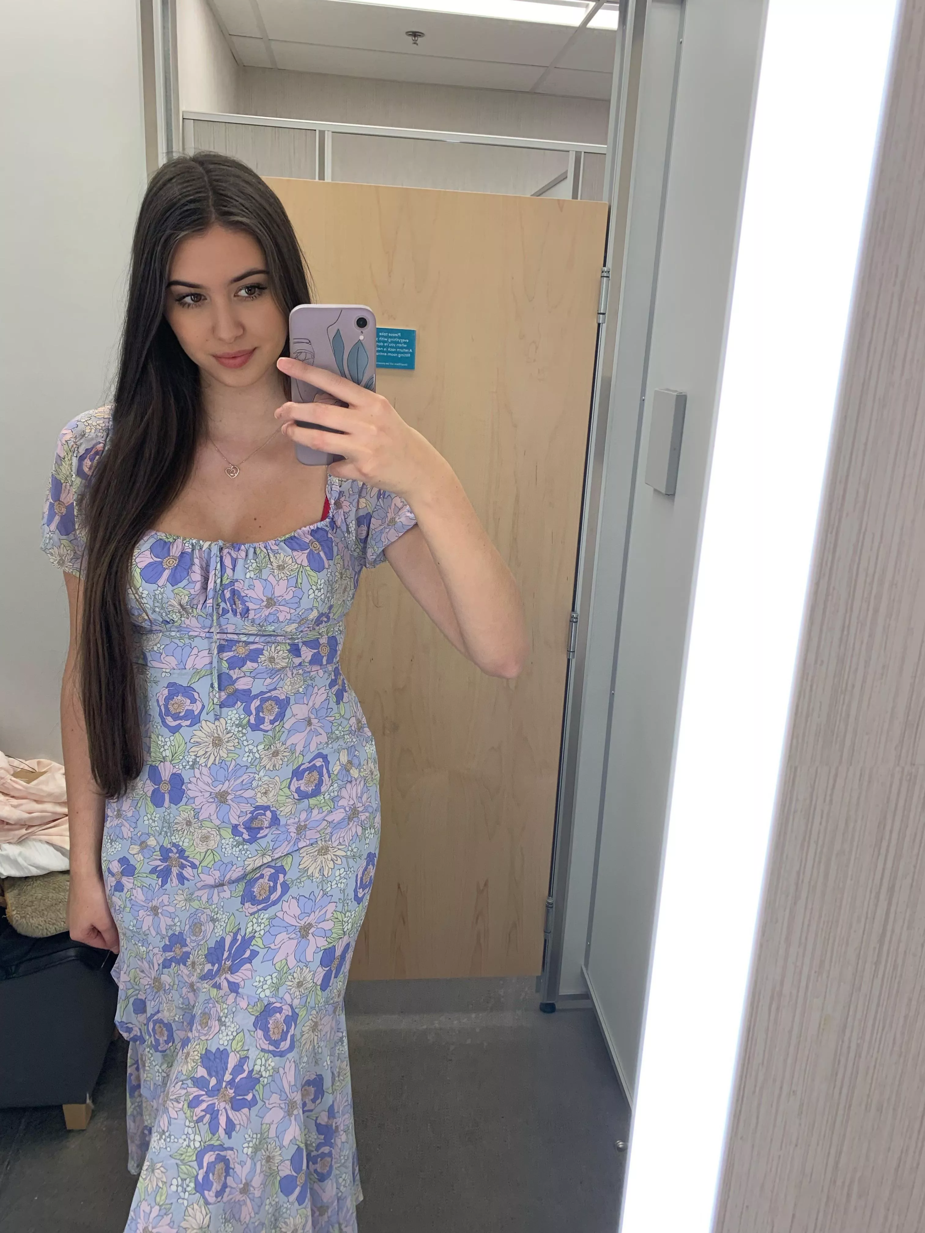 It’s still sundress season in my head 🤍🦋