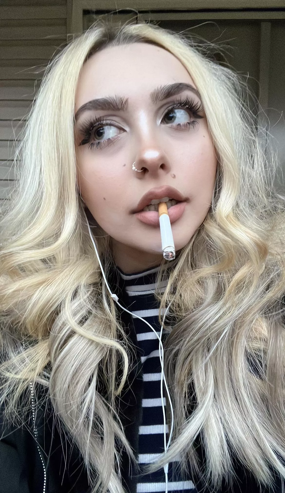 just another day enjoying my red 100’s 🤍