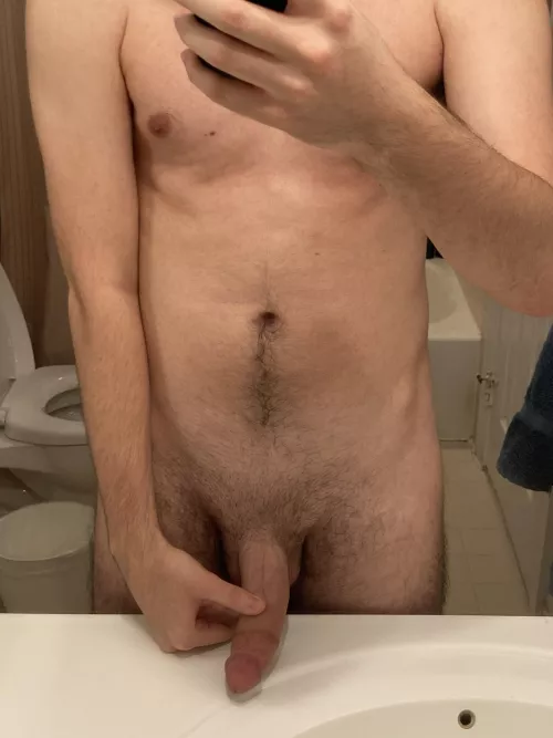 [m] 18 Any love for skinny boys on here?