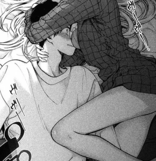 Me trying to suffocate my sub for no particular reason. Guilty as charged!😩