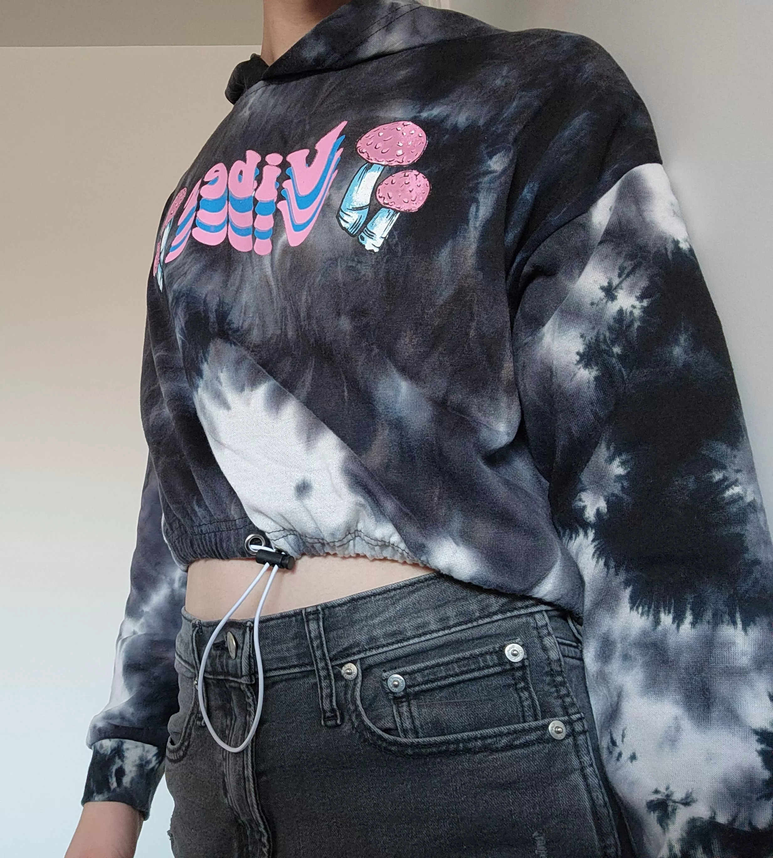 My first fem outfit 🥺👉👈 what do you guys think ? 😊