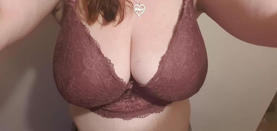 New bra, what do you think? 😘