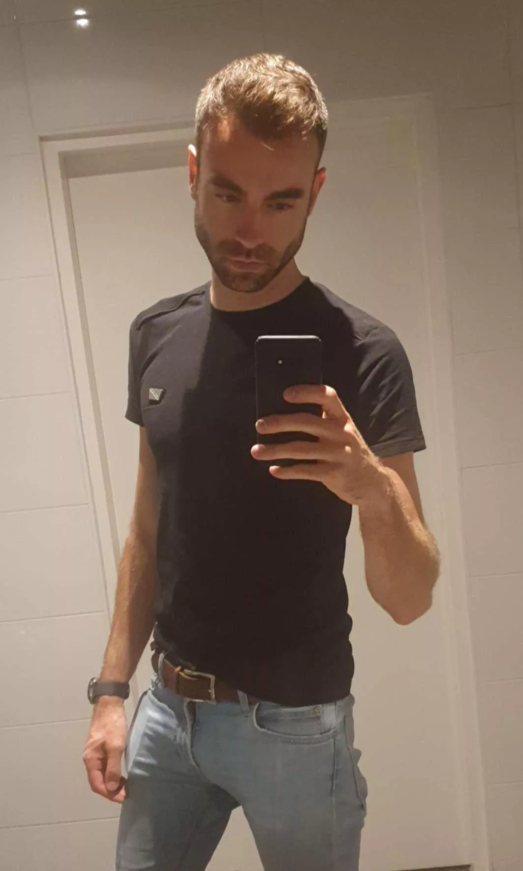 not another bathroomselfie