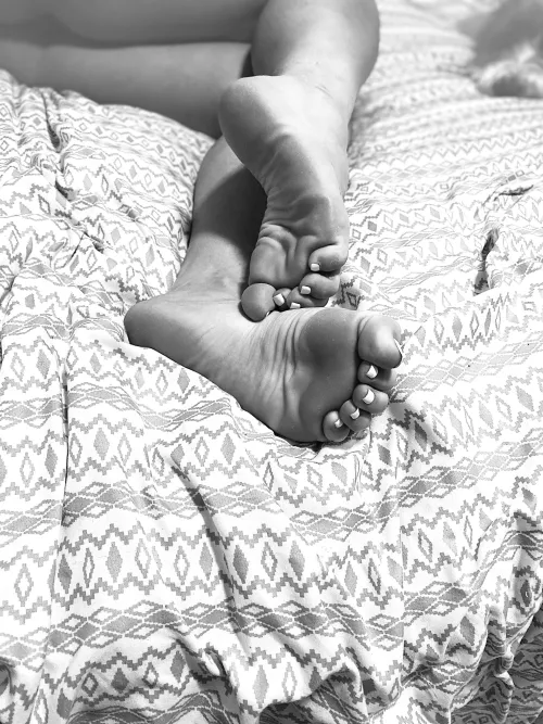 Ohhh I could use a good foot rub!