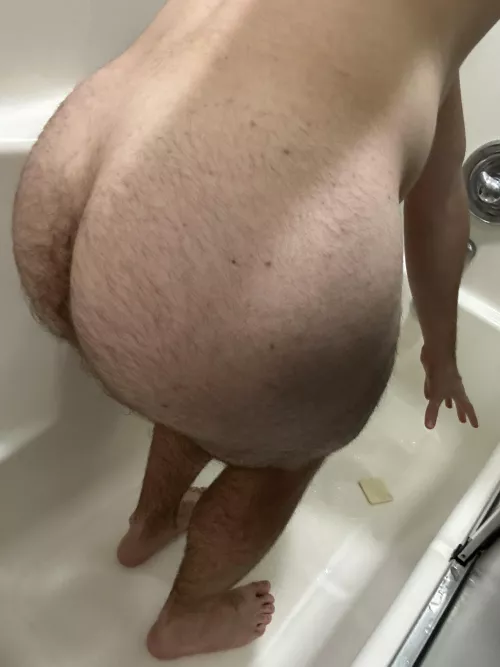 Oops! I dropped the soap🙊