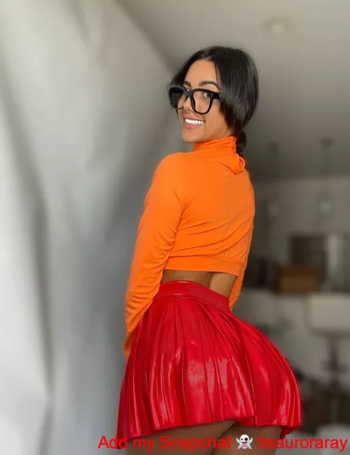 Senpaiii I can’t sleep, I need someone to fuck me rough rn 😫