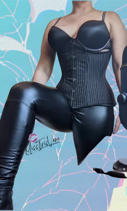 Stuffing you full of toys this Thanksgiving is going to be fun! 🦃 Your slutty ass is mine.🥳