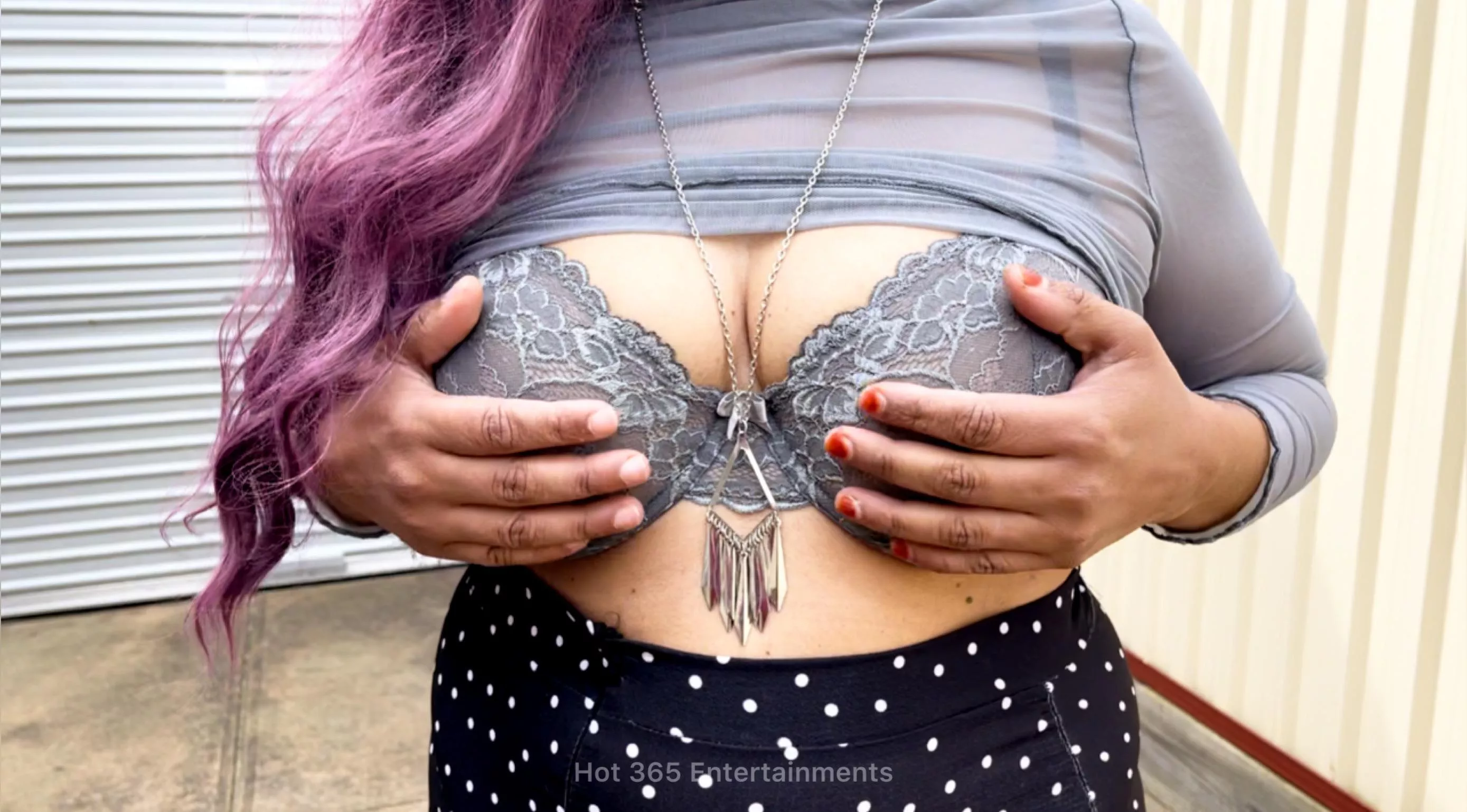 Teacher’s slide pack ready to be presented