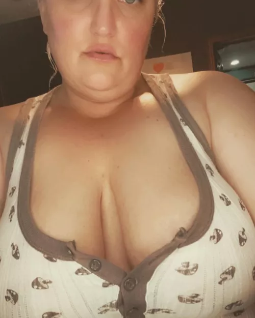 These are just the cutest little mushrooms 🍄