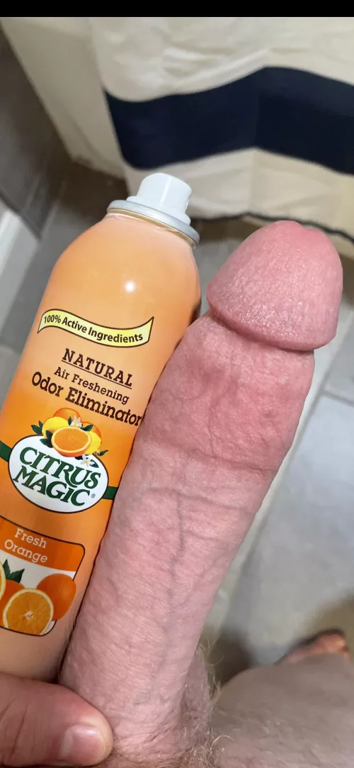Trying to find some shit for scale. Figured citrus spray was appropriate :)