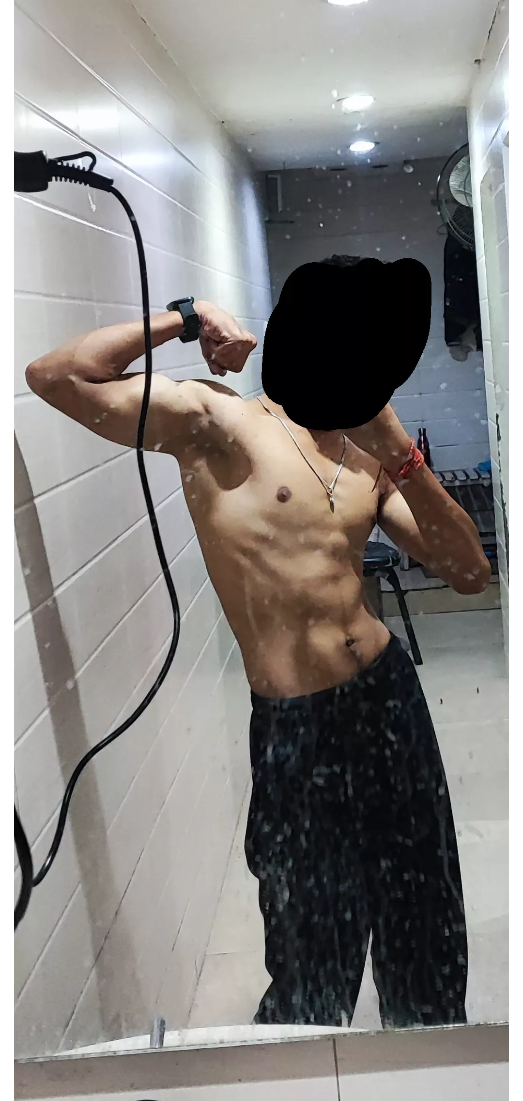 What are you thinking girls 😚