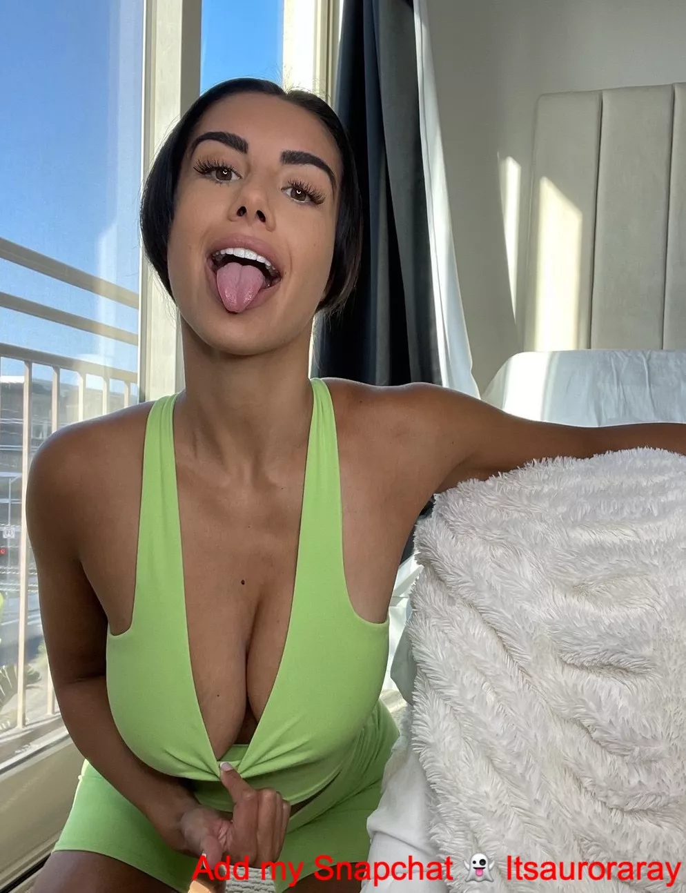 What would my porn name be if it wasn’t Aurora? 🤔⭐️