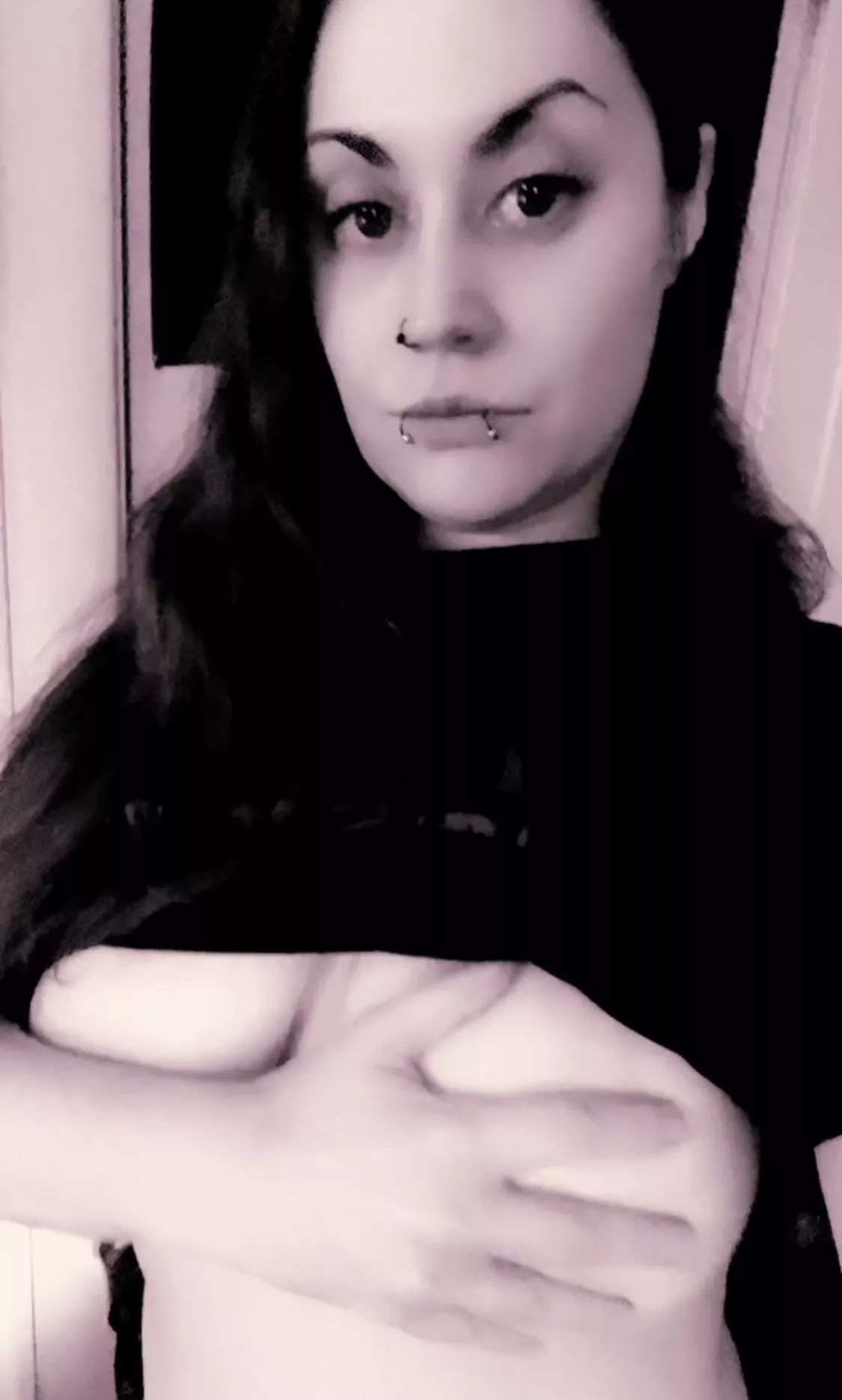 Who doesn’t love a busty goth babe?