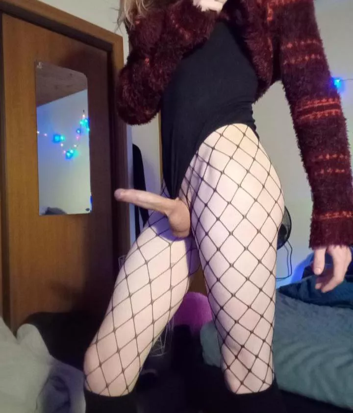 Who wants me to wear this on the first date? 😜😜