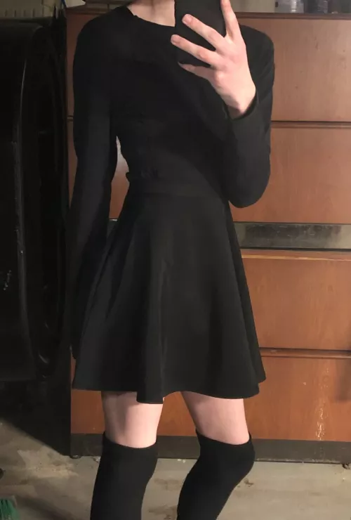 Why are all the cute outfits so expensive >_<