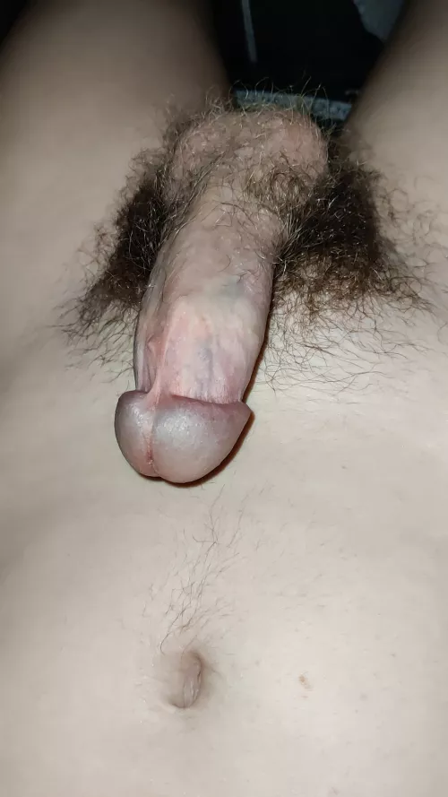 18 m bushy boyslut ready to be cream pied