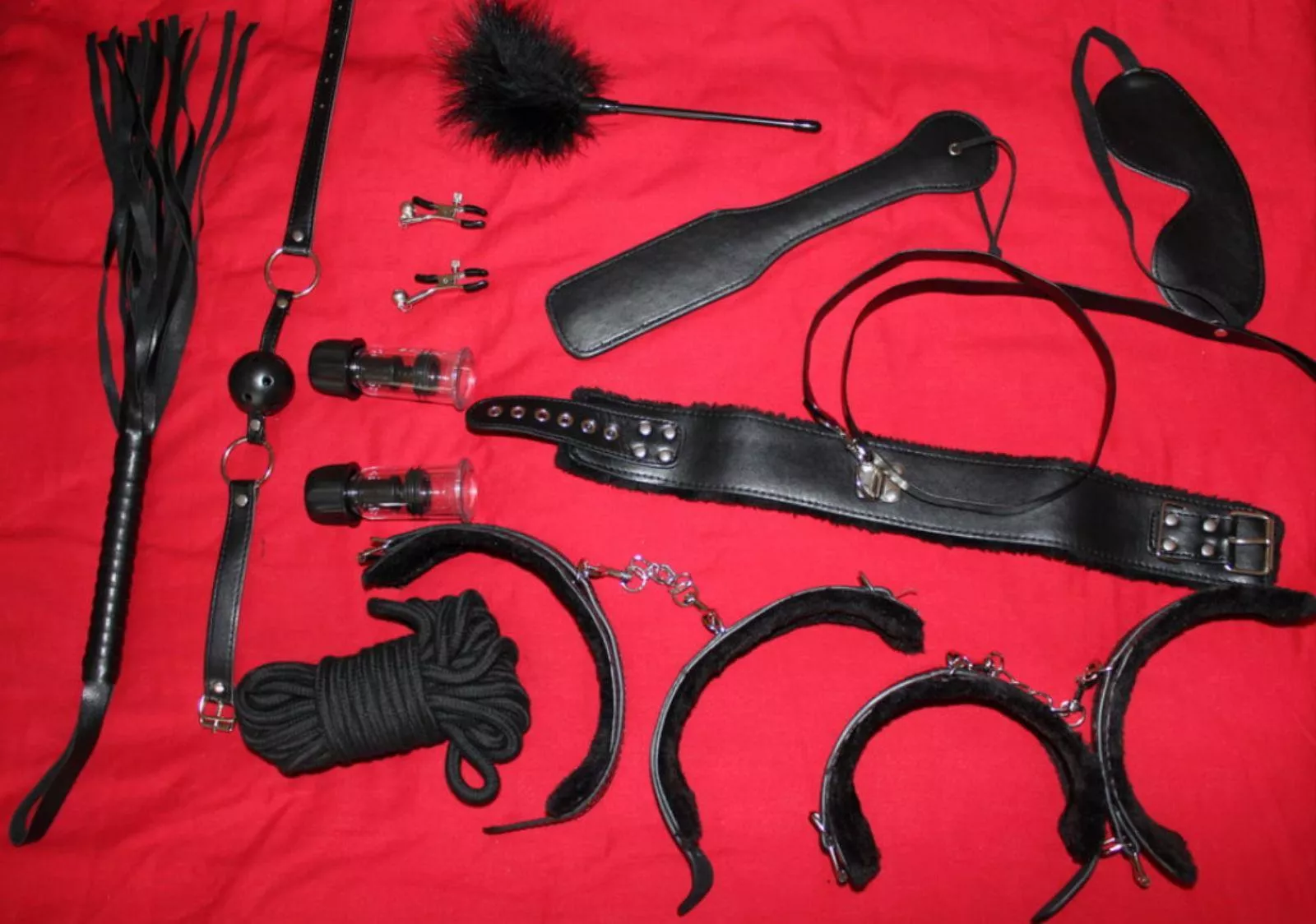 23m21f London - we are in the uk/London for a few weeks and a looking for a girl to join message if interested.