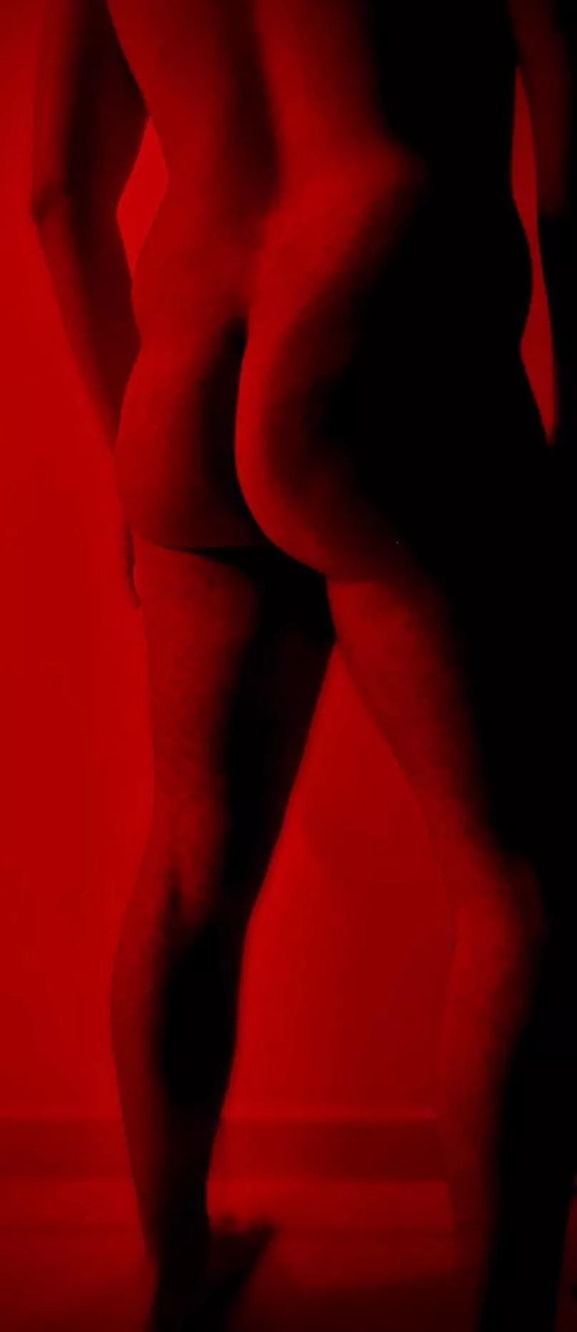 [25] Guys can be proud of their ass too